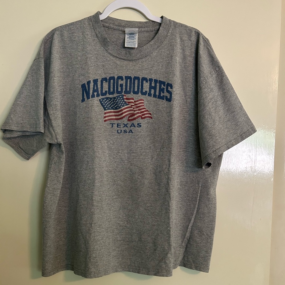Nacogdoches gray graphic t-shirt. Size XL.